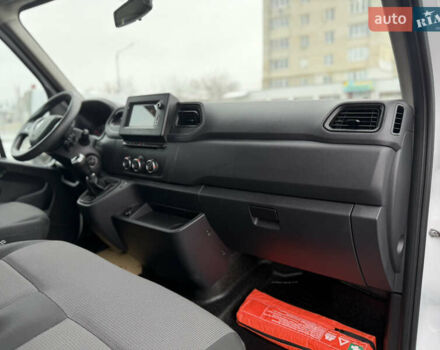 Білий Рено Мастєр, об'ємом двигуна 0 л та пробігом 238 тис. км за 26900 $, фото 22 на Automoto.ua