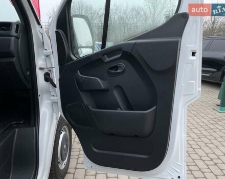 Белый Рено Мастер, объемом двигателя 2.3 л и пробегом 227 тыс. км за 24155 $, фото 31 на Automoto.ua