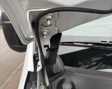 Белый Рено Мастер, объемом двигателя 2.3 л и пробегом 185 тыс. км за 23850 $, фото 62 на Automoto.ua