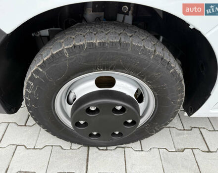 Белый Рено Мастер, объемом двигателя 0 л и пробегом 199 тыс. км за 26500 $, фото 31 на Automoto.ua