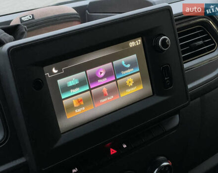 Белый Рено Мастер, объемом двигателя 2.3 л и пробегом 57 тыс. км за 26999 $, фото 12 на Automoto.ua