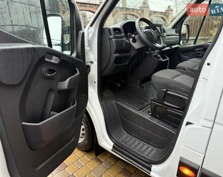 Белый Рено Мастер, объемом двигателя 2.3 л и пробегом 87 тыс. км за 27800 $, фото 13 на Automoto.ua