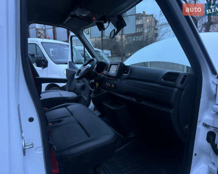 Білий Рено Мастєр, об'ємом двигуна 2.3 л та пробігом 122 тис. км за 32900 $, фото 29 на Automoto.ua