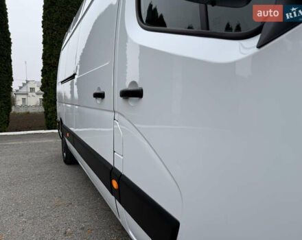 Белый Рено Мастер, объемом двигателя 2.3 л и пробегом 195 тыс. км за 22100 $, фото 30 на Automoto.ua