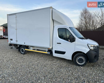 Белый Рено Мастер, объемом двигателя 2.3 л и пробегом 226 тыс. км за 27000 $, фото 1 на Automoto.ua