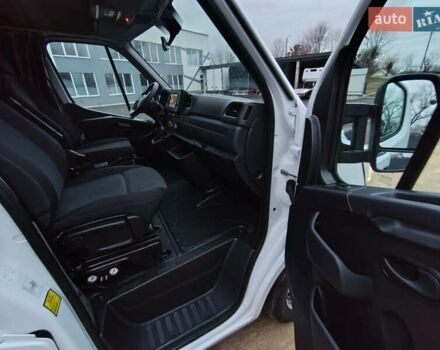 Белый Рено Мастер, объемом двигателя 2.3 л и пробегом 288 тыс. км за 21999 $, фото 25 на Automoto.ua