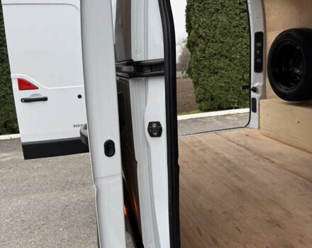 Белый Рено Мастер, объемом двигателя 2.3 л и пробегом 195 тыс. км за 22100 $, фото 44 на Automoto.ua