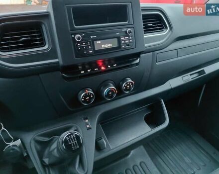 Белый Рено Мастер, объемом двигателя 2.3 л и пробегом 92 тыс. км за 25000 $, фото 45 на Automoto.ua