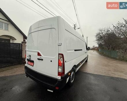 Белый Рено Мастер, объемом двигателя 2.3 л и пробегом 87 тыс. км за 27800 $, фото 5 на Automoto.ua