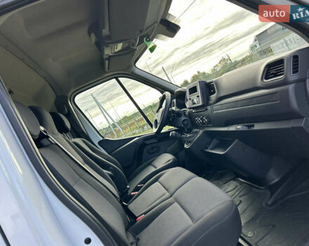 Білий Рено Мастєр, об'ємом двигуна 2.3 л та пробігом 108 тис. км за 21400 $, фото 33 на Automoto.ua