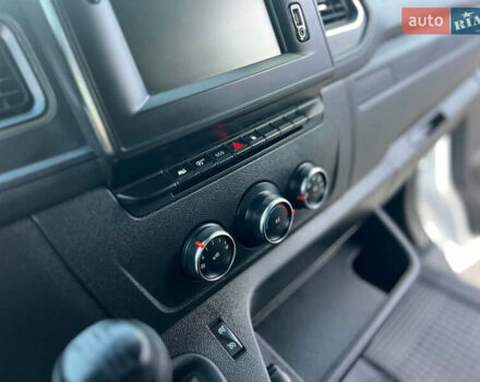 Білий Рено Мастєр, об'ємом двигуна 0 л та пробігом 279 тис. км за 21500 $, фото 57 на Automoto.ua