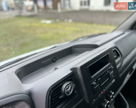 Білий Рено Мастєр, об'ємом двигуна 2.3 л та пробігом 105 тис. км за 21400 $, фото 47 на Automoto.ua