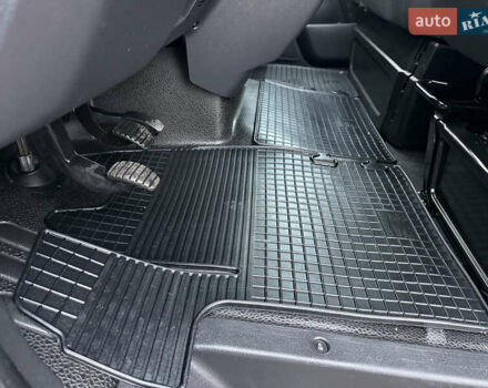 Білий Рено Мастєр, об'ємом двигуна 0 л та пробігом 203 тис. км за 21500 $, фото 41 на Automoto.ua