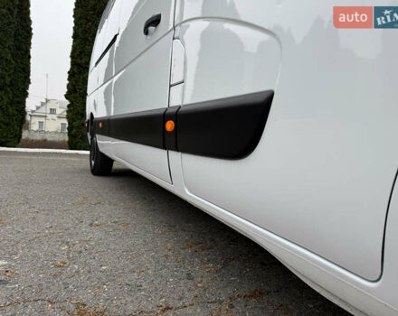 Белый Рено Мастер, объемом двигателя 2.3 л и пробегом 195 тыс. км за 22100 $, фото 31 на Automoto.ua