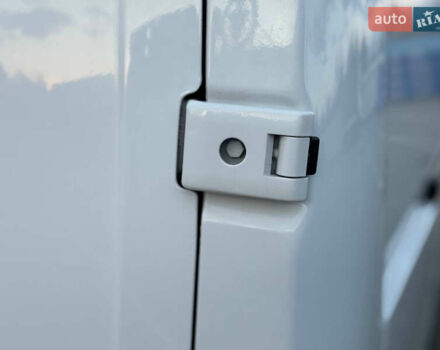 Білий Рено Мастєр, об'ємом двигуна 0 л та пробігом 193 тис. км за 21900 $, фото 49 на Automoto.ua