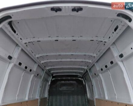 Белый Рено Мастер, объемом двигателя 2.3 л и пробегом 92 тыс. км за 25000 $, фото 18 на Automoto.ua