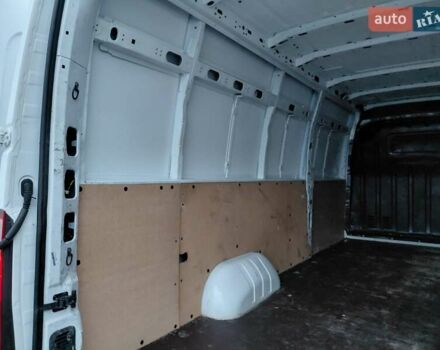 Белый Рено Мастер, объемом двигателя 2.3 л и пробегом 92 тыс. км за 25000 $, фото 19 на Automoto.ua