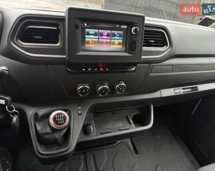 Белый Рено Мастер, объемом двигателя 2.3 л и пробегом 87 тыс. км за 27800 $, фото 19 на Automoto.ua