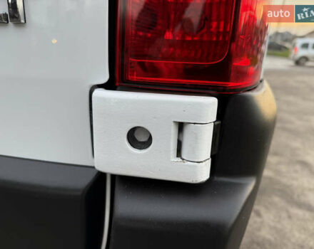 Білий Рено Мастєр, об'ємом двигуна 0 л та пробігом 203 тис. км за 21500 $, фото 17 на Automoto.ua