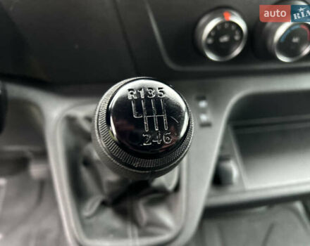 Білий Рено Мастєр, об'ємом двигуна 2.3 л та пробігом 105 тис. км за 21400 $, фото 46 на Automoto.ua