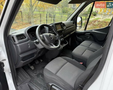 Белый Рено Мастер, объемом двигателя 2.3 л и пробегом 97 тыс. км за 22600 $, фото 10 на Automoto.ua