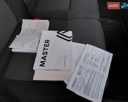 Белый Рено Мастер, объемом двигателя 2.3 л и пробегом 92 тыс. км за 25000 $, фото 32 на Automoto.ua