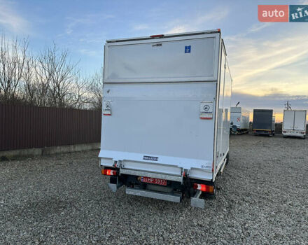 Белый Рено Мастер, объемом двигателя 2.3 л и пробегом 226 тыс. км за 27000 $, фото 4 на Automoto.ua