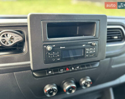 Білий Рено Мастєр, об'ємом двигуна 2.3 л та пробігом 108 тис. км за 21400 $, фото 45 на Automoto.ua