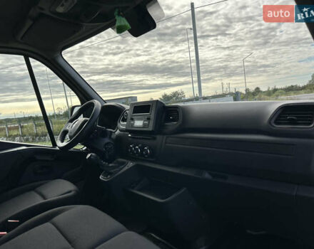 Білий Рено Мастєр, об'ємом двигуна 2.3 л та пробігом 108 тис. км за 21400 $, фото 34 на Automoto.ua