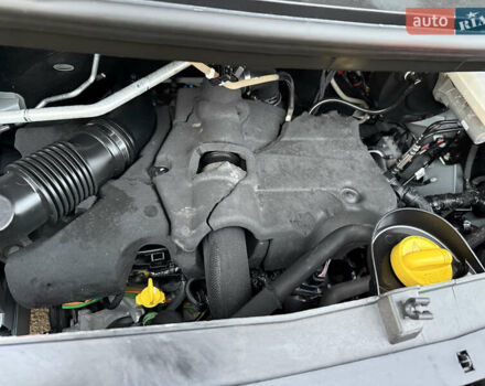 Білий Рено Мастєр, об'ємом двигуна 0 л та пробігом 203 тис. км за 21500 $, фото 56 на Automoto.ua