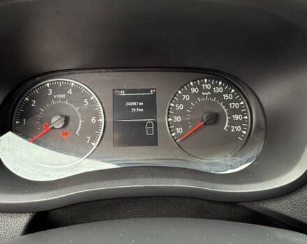 Білий Рено Мастєр, об'ємом двигуна 2.3 л та пробігом 241 тис. км за 22373 $, фото 12 на Automoto.ua