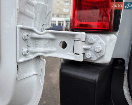 Білий Рено Мастєр, об'ємом двигуна 0 л та пробігом 203 тис. км за 21500 $, фото 34 на Automoto.ua