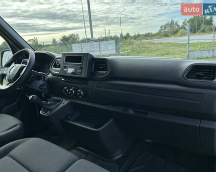 Білий Рено Мастєр, об'ємом двигуна 2.3 л та пробігом 108 тис. км за 21400 $, фото 35 на Automoto.ua