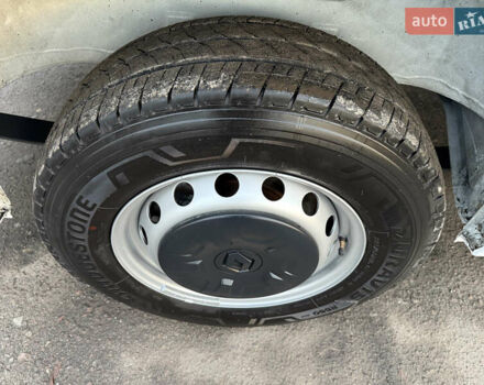 Білий Рено Мастєр, об'ємом двигуна 0 л та пробігом 203 тис. км за 21500 $, фото 61 на Automoto.ua