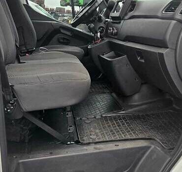 Білий Рено Мастєр, об'ємом двигуна 2.3 л та пробігом 55 тис. км за 35000 $, фото 12 на Automoto.ua