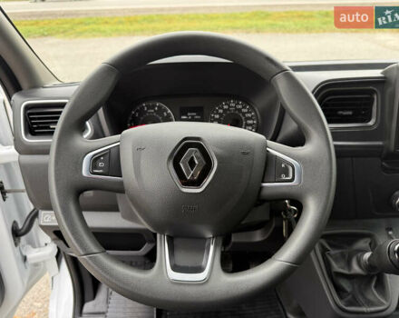 Белый Рено Мастер, объемом двигателя 2.3 л и пробегом 195 тыс. км за 22100 $, фото 54 на Automoto.ua