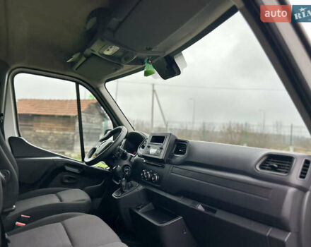 Білий Рено Мастєр, об'ємом двигуна 2.3 л та пробігом 105 тис. км за 21400 $, фото 31 на Automoto.ua