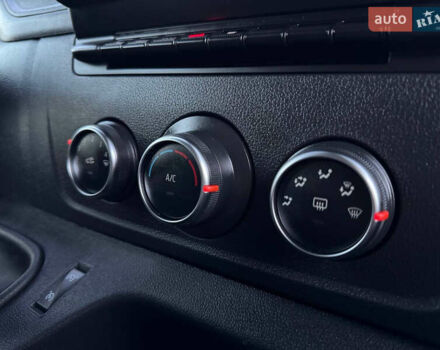 Білий Рено Мастєр, об'ємом двигуна 0 л та пробігом 193 тис. км за 21900 $, фото 62 на Automoto.ua