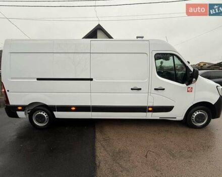 Белый Рено Мастер, объемом двигателя 2.3 л и пробегом 87 тыс. км за 27800 $, фото 6 на Automoto.ua