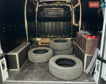 Белый Рено Мастер, объемом двигателя 2.3 л и пробегом 57 тыс. км за 26999 $, фото 8 на Automoto.ua