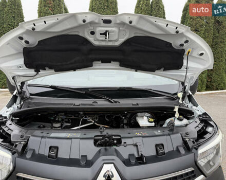 Белый Рено Мастер, объемом двигателя 2.3 л и пробегом 195 тыс. км за 22100 $, фото 66 на Automoto.ua