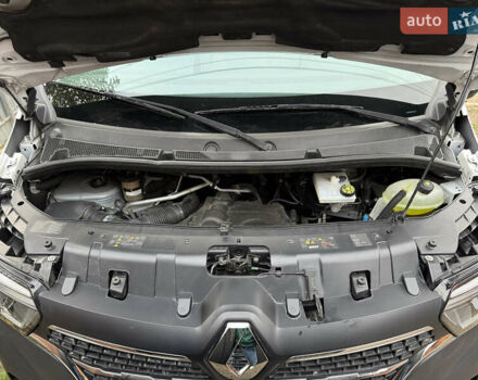 Белый Рено Мастер, объемом двигателя 2.3 л и пробегом 97 тыс. км за 22600 $, фото 21 на Automoto.ua