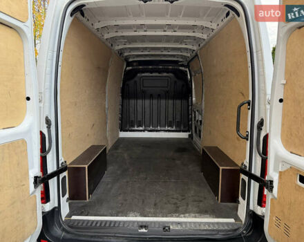 Белый Рено Мастер, объемом двигателя 2.3 л и пробегом 97 тыс. км за 22600 $, фото 6 на Automoto.ua