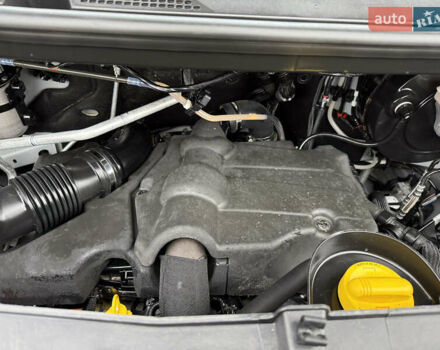 Белый Рено Мастер, объемом двигателя 2.3 л и пробегом 195 тыс. км за 22100 $, фото 67 на Automoto.ua