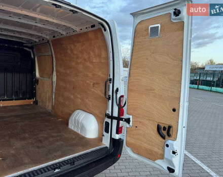 Білий Рено Мастєр, об'ємом двигуна 0 л та пробігом 193 тис. км за 21900 $, фото 85 на Automoto.ua