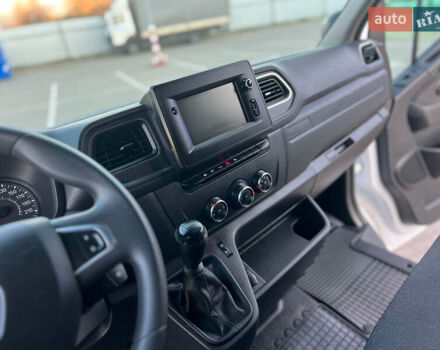 Білий Рено Мастєр, об'ємом двигуна 0 л та пробігом 279 тис. км за 21500 $, фото 48 на Automoto.ua