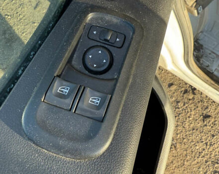 Білий Рено Мастєр, об'ємом двигуна 2.3 л та пробігом 190 тис. км за 9700 $, фото 13 на Automoto.ua