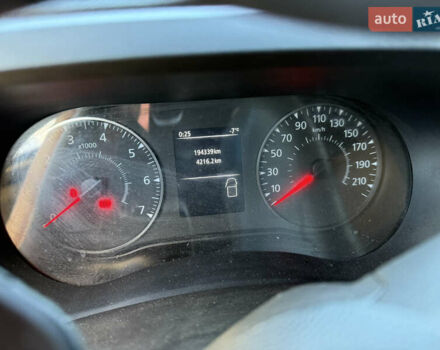 Білий Рено Мастєр, об'ємом двигуна 2.3 л та пробігом 190 тис. км за 9700 $, фото 11 на Automoto.ua