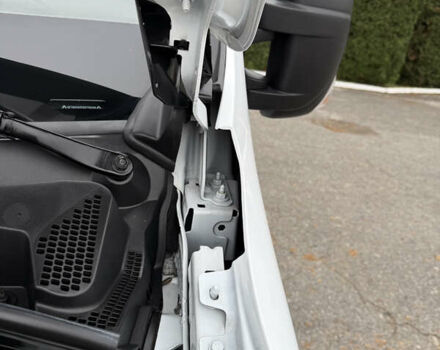 Белый Рено Мастер, объемом двигателя 2.3 л и пробегом 195 тыс. км за 22100 $, фото 70 на Automoto.ua