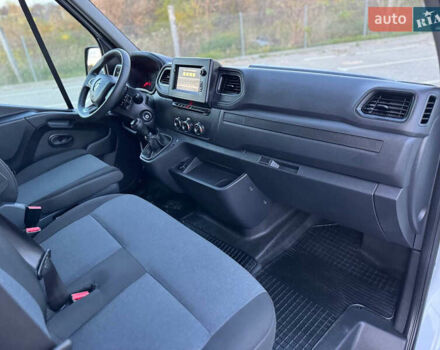 Білий Рено Мастєр, об'ємом двигуна 0 л та пробігом 193 тис. км за 21900 $, фото 63 на Automoto.ua